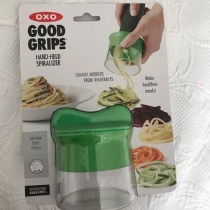 OXO GOOD GRIPS Hand Held Spiralizer,kitchen utensi